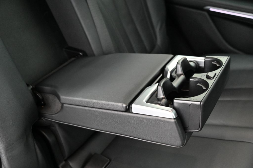 2021 BMW X7 M50i - Photo 47