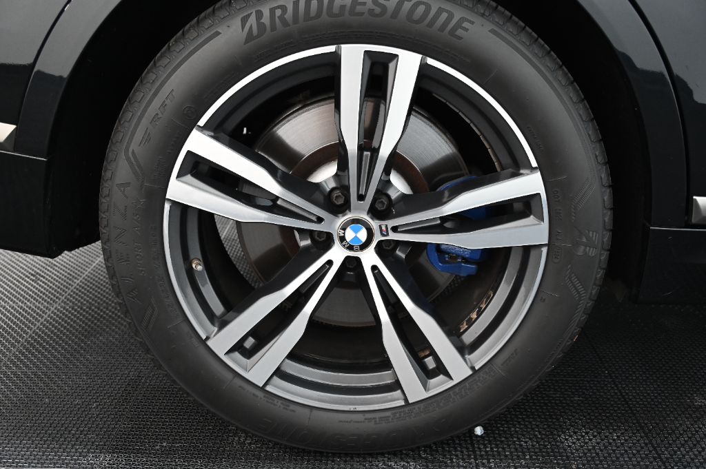 2021 BMW X7 M50i - Photo 59