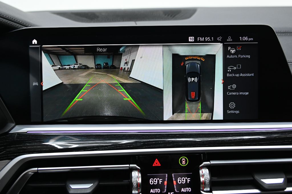 2021 BMW X7 M50i - Photo 35