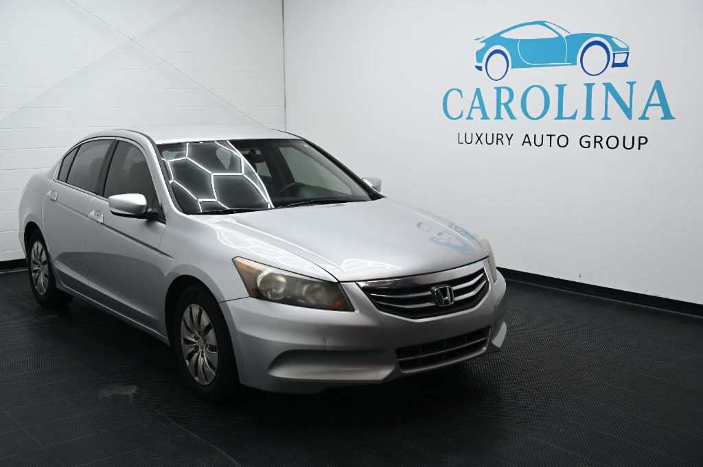 2012 Honda Accord LX's photo