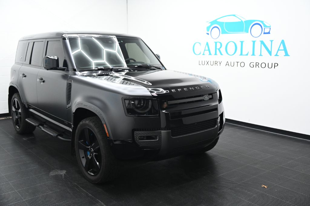 2022 Land Rover Defender Carpathian Edition's photo