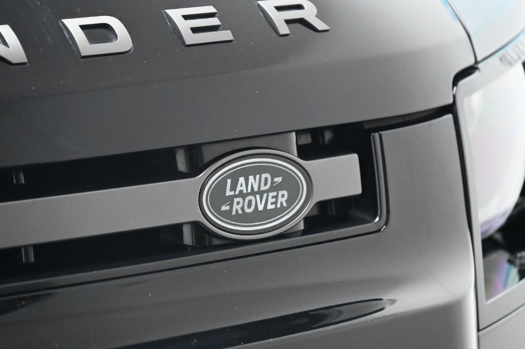 2022 Land Rover Defender Carpathian Edition - Photo 11