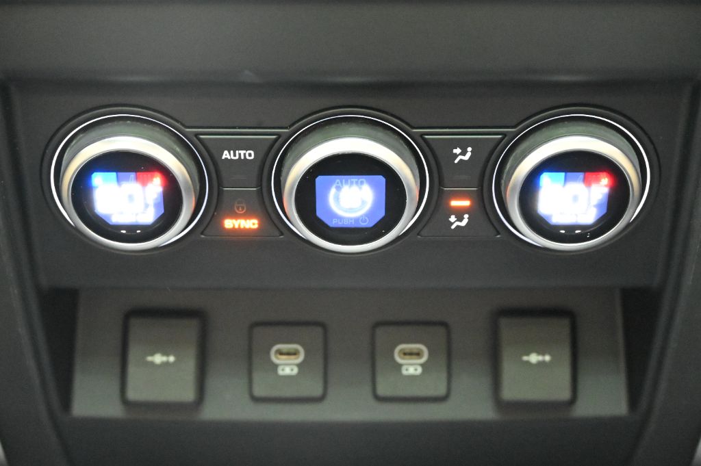 2022 Land Rover Defender Carpathian Edition - Photo 51
