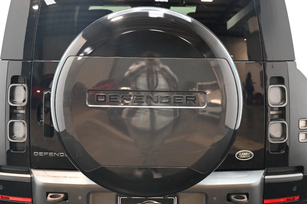 2022 Land Rover Defender Carpathian Edition - Photo 20