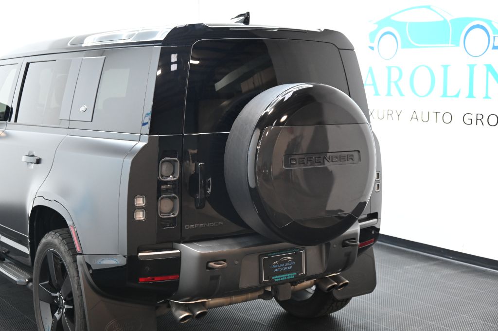 2022 Land Rover Defender Carpathian Edition - Photo 18