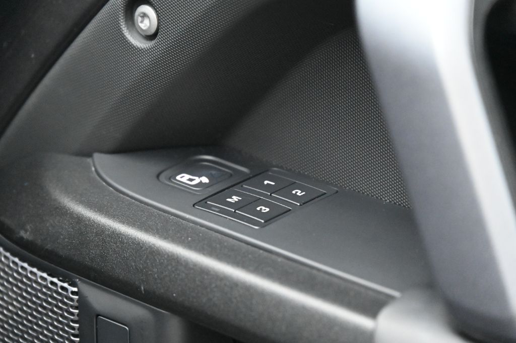 2022 Land Rover Defender Carpathian Edition - Photo 27
