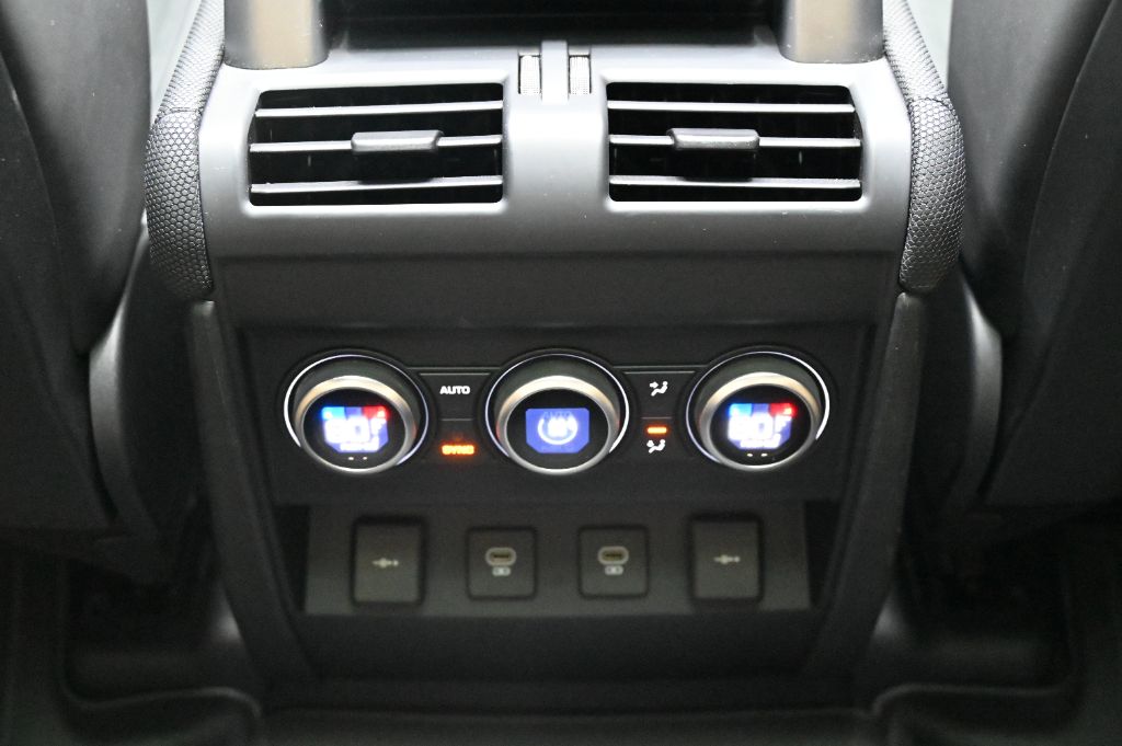2022 Land Rover Defender Carpathian Edition - Photo 50