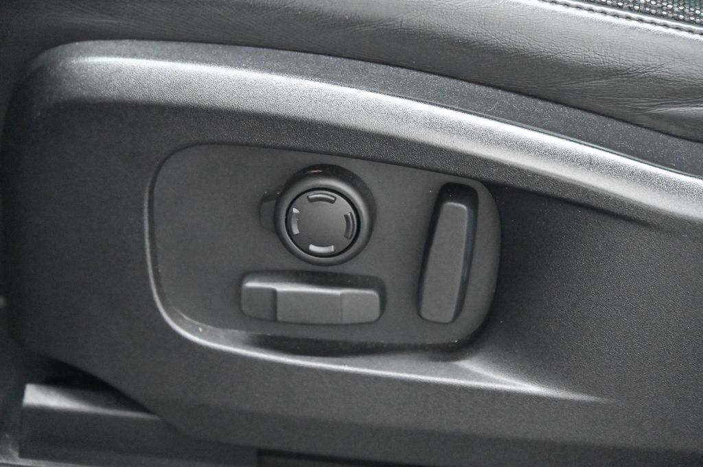2022 Land Rover Defender Carpathian Edition - Photo 24