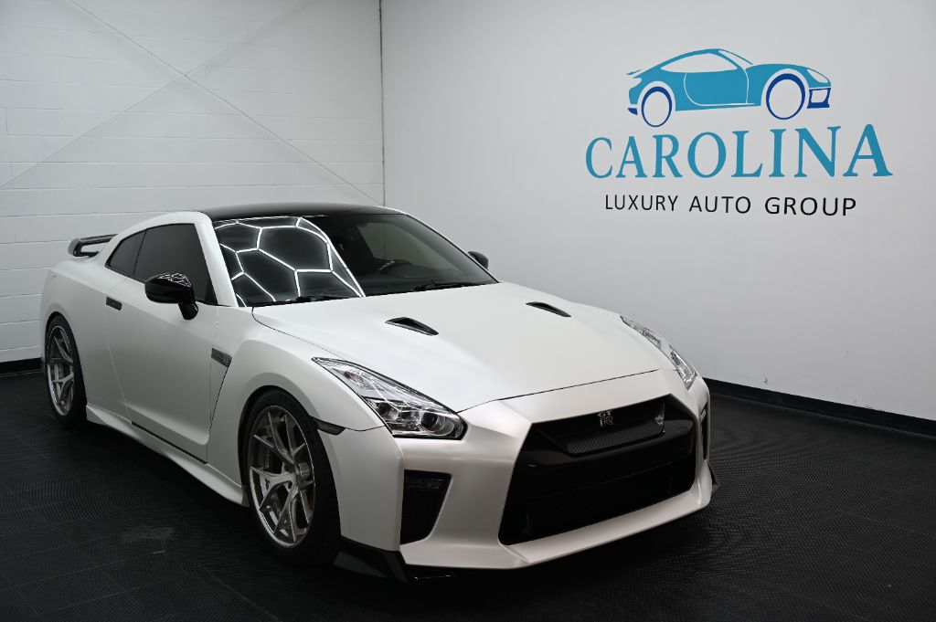 2014 Nissan GT-R Premium