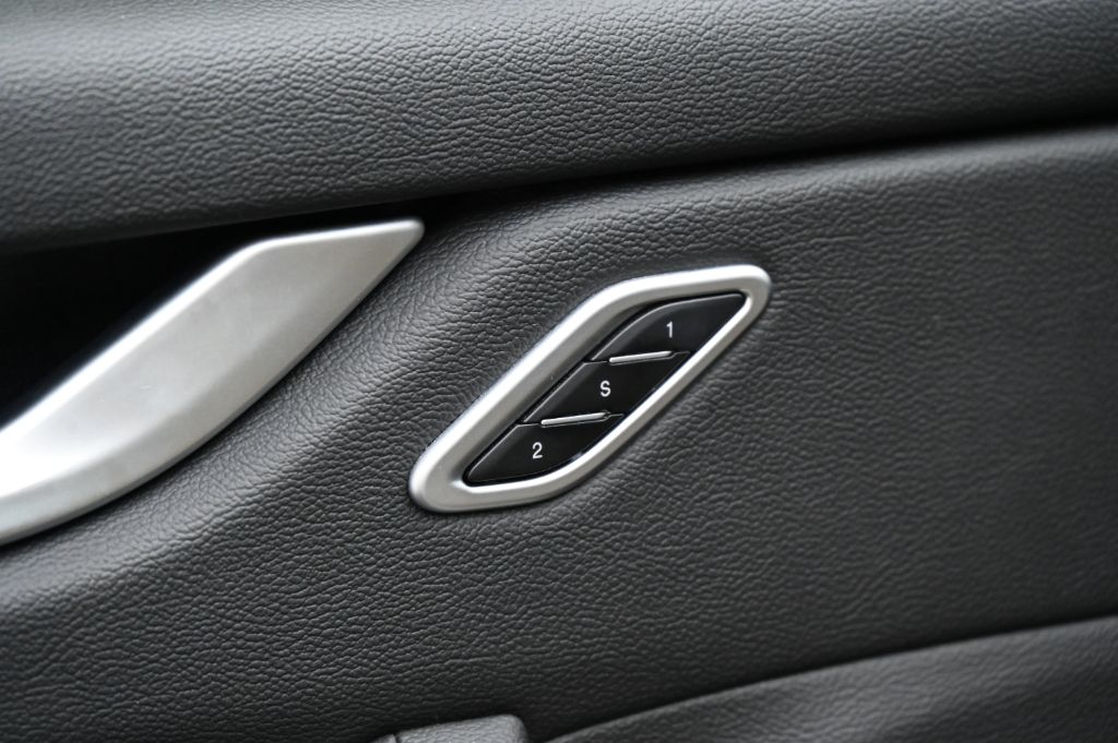 2021 Maserati Levante Base - Photo 19