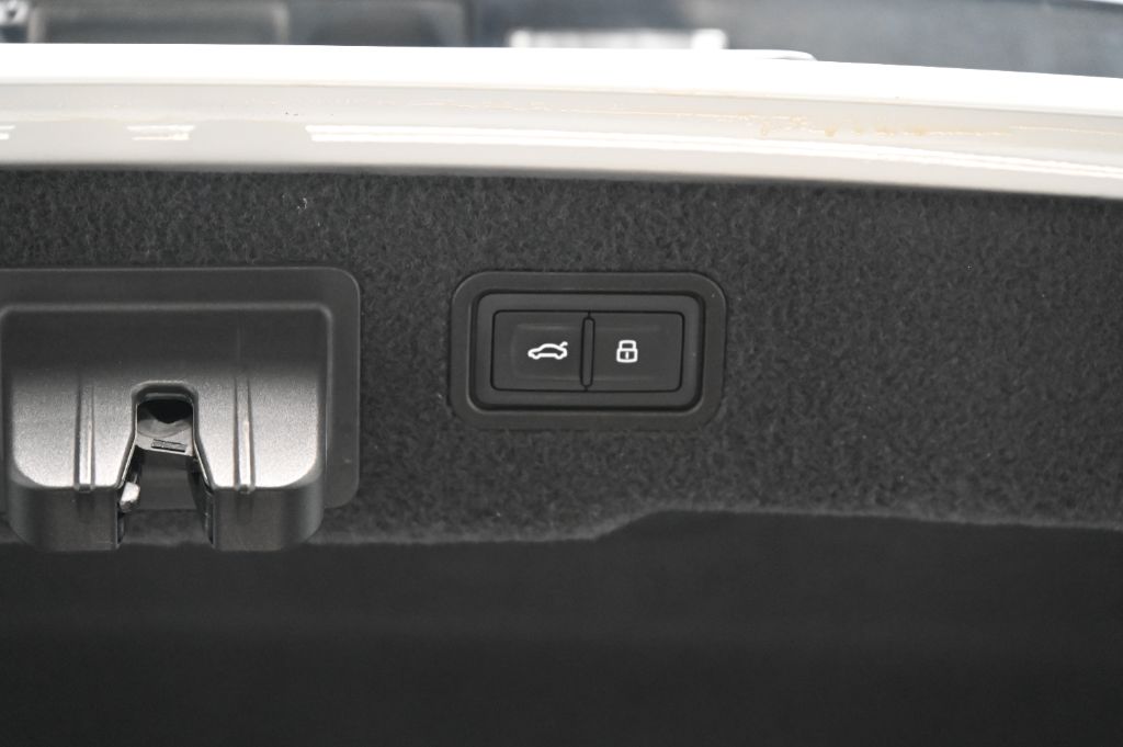 2021 Audi A8 Base - Photo 49