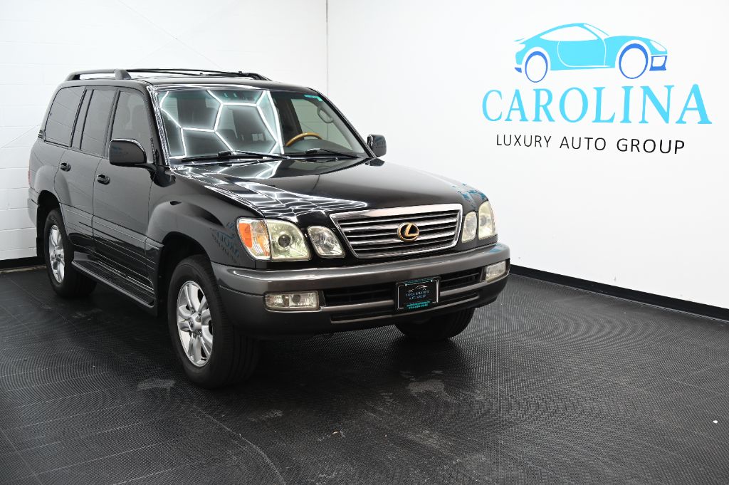 2004 Lexus LX